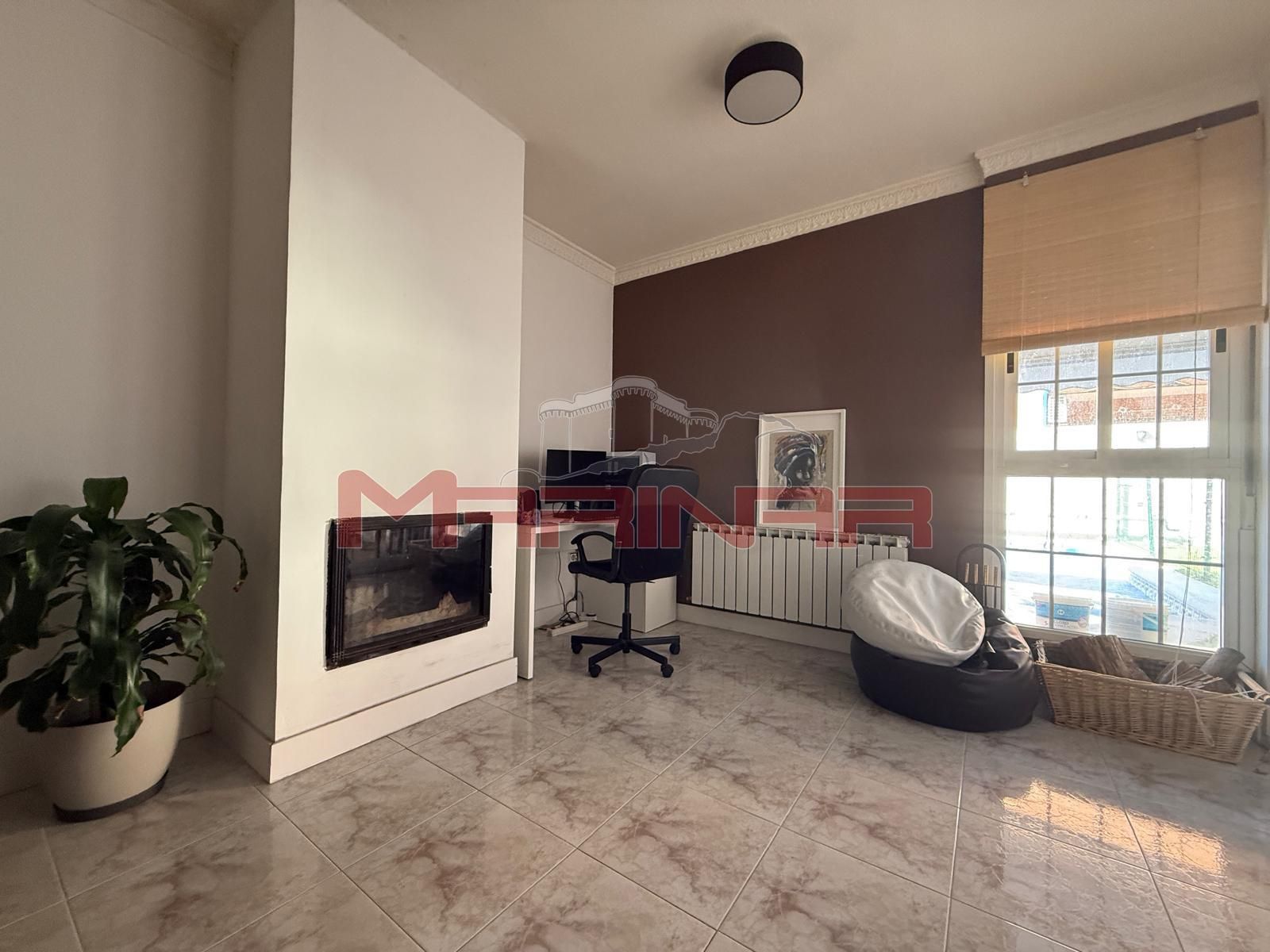 Sala d'estar de Casa adosada en venda en Seseña amb Aire condicionat, Calefacció i Jardí privat
