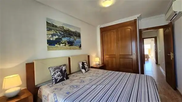 Habitación de Apartamento en venta en La Manga del Mar Menor con Aire acondicionado, Calefacción y Terraza