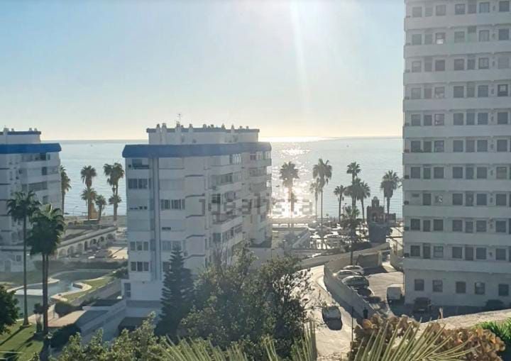 Exterior view of Attic to rent in Benalmádena  with Air Conditioner, Terrace and Storage room