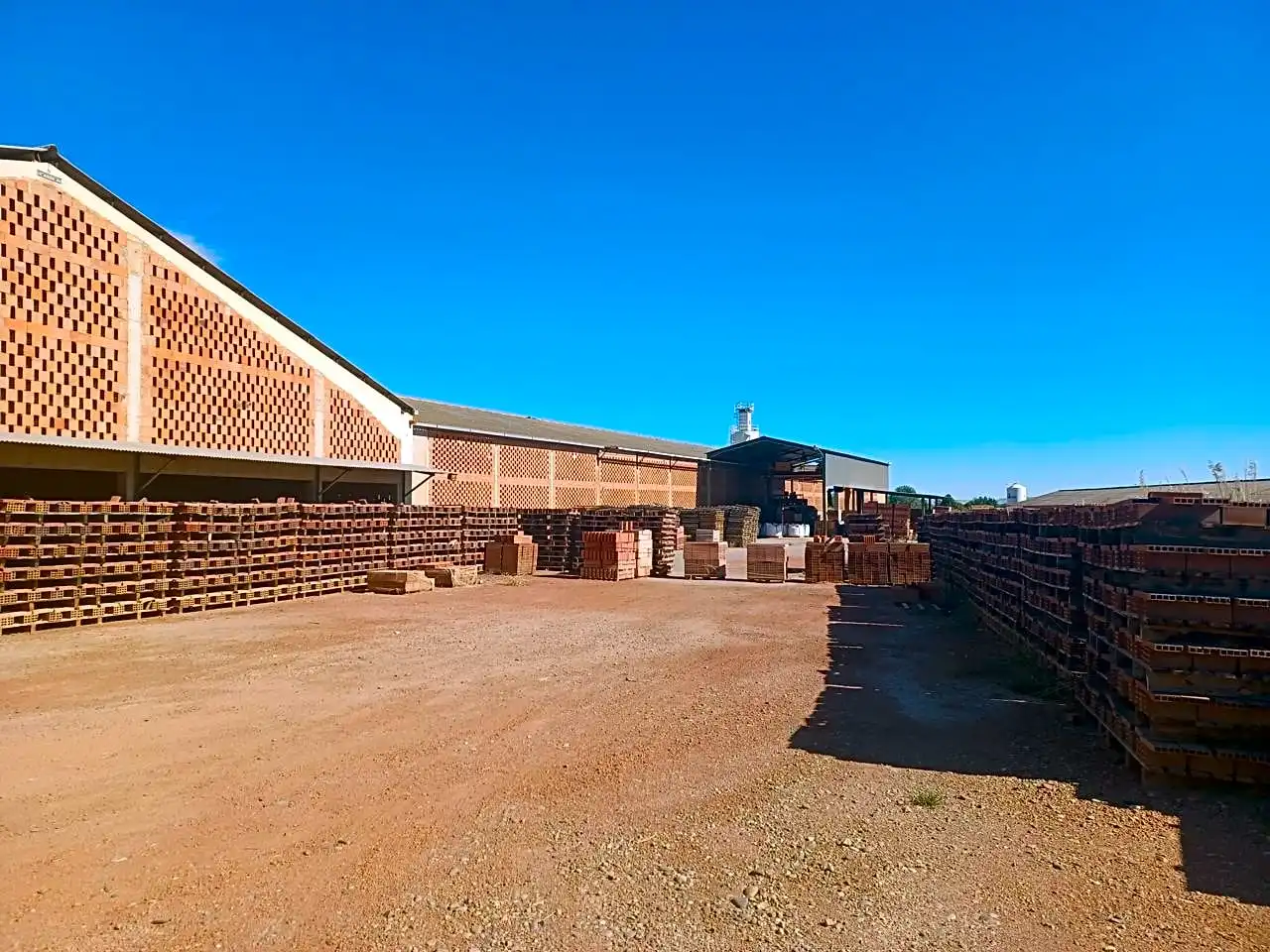 Exterior view of Residential for sale in Quinto