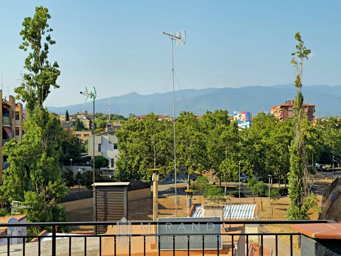 Exterior view of Flat for sale in Canovelles  with Terrace, Balcony and Internet