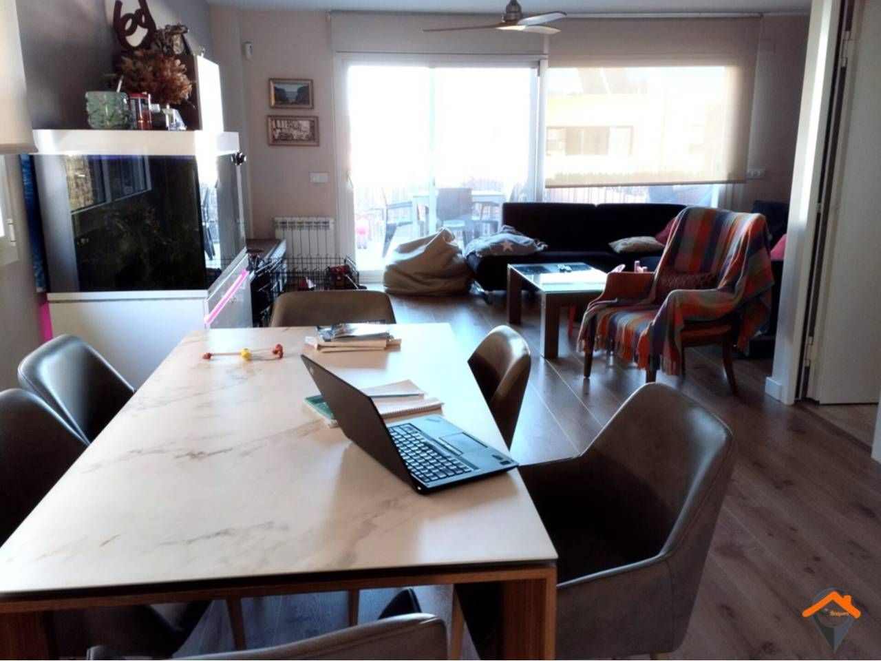 Sala d'estar de Casa o xalet en venda en Sant Quirze del Vallès amb Aire condicionat, Calefacció i Jardí privat