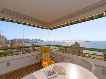 Apartament amb piscina en venda a Playa de Poniente