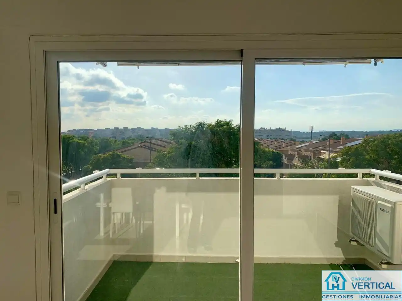 Terraza de Piso en venta en Paterna con Aire acondicionado, Terraza y Trastero