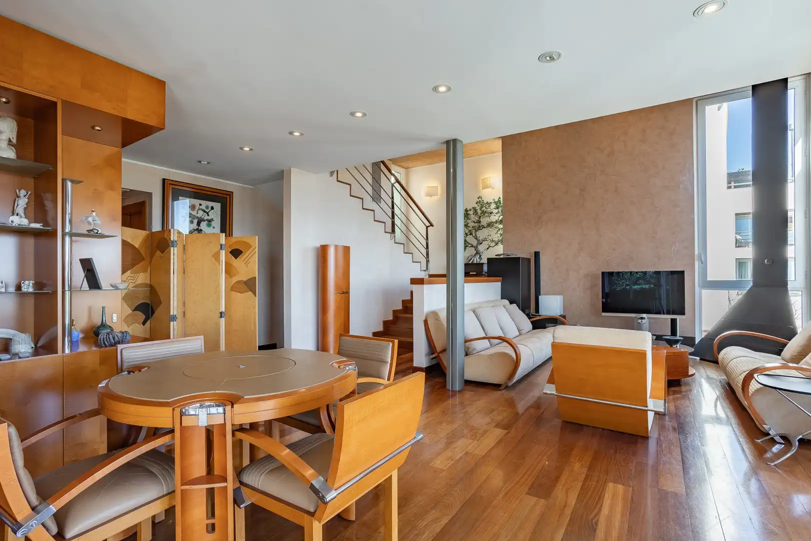 Sala d'estar de Casa o xalet en venda en Esplugues de Llobregat amb Aire condicionat, Calefacció i Terrassa