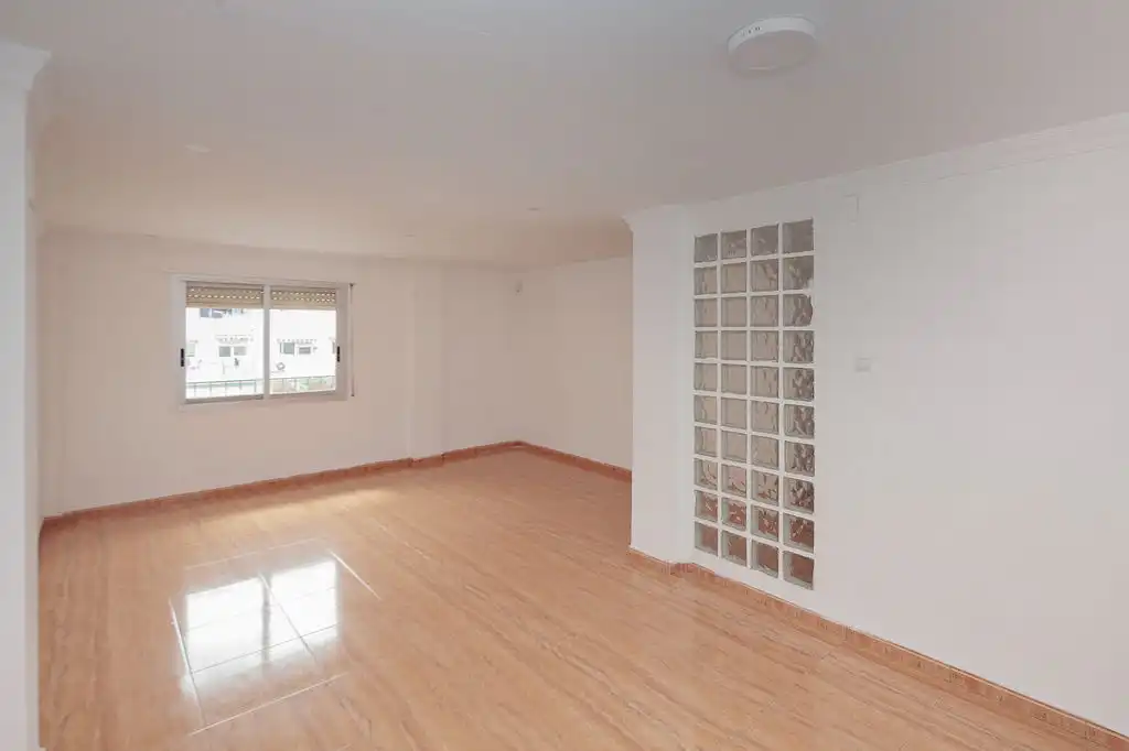 Sala d'estar de Pis en venda en Mislata