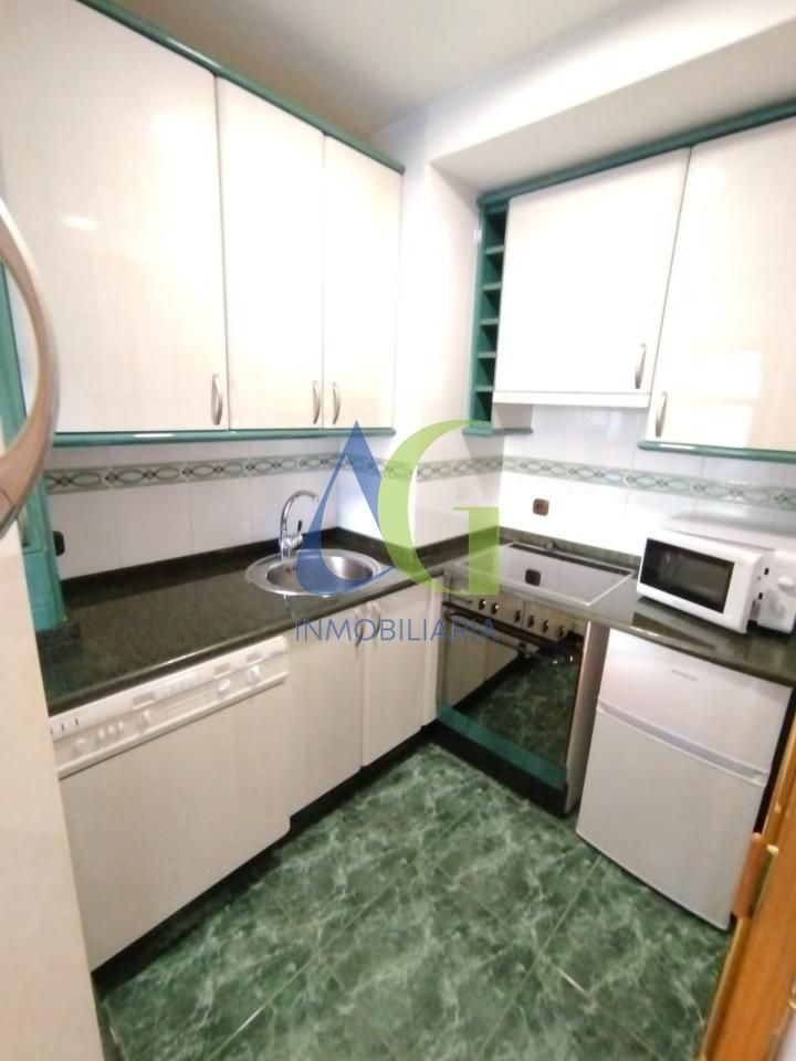 Cocina de Piso en venta en Villaquilambre con Calefacción, Parquet y Trastero