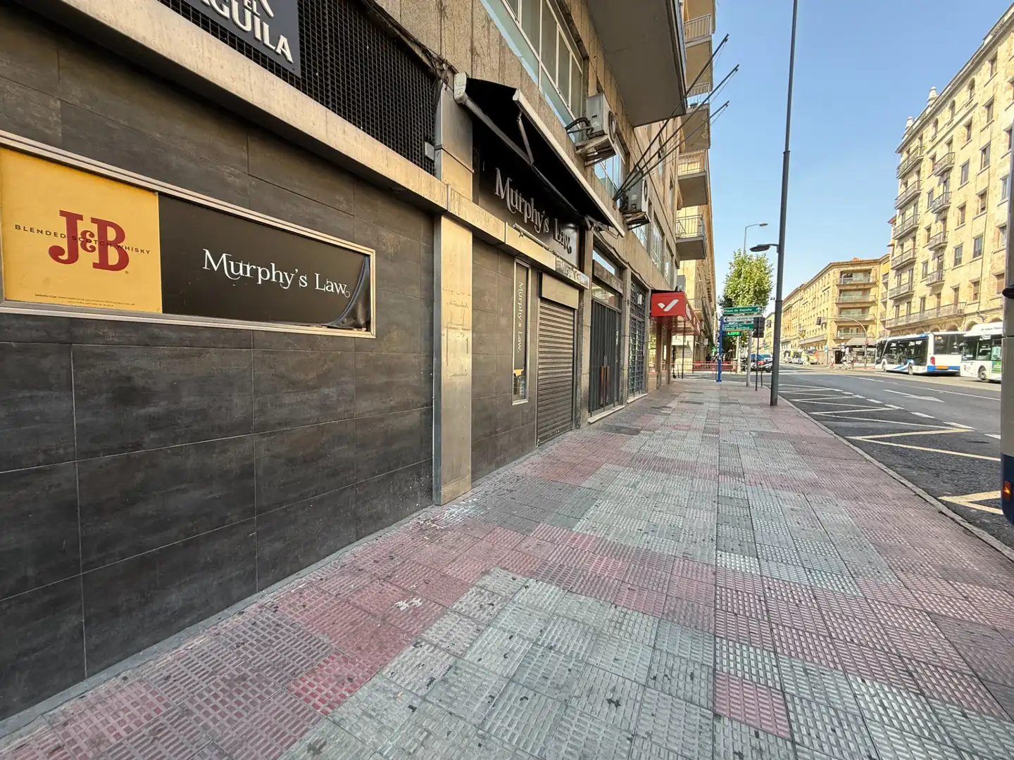 Vista exterior de Local en venda en Centro