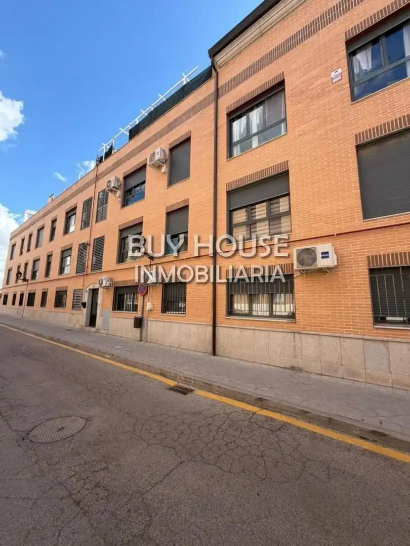 Appartement avec ascenseur à vendre à Yuncler, imagen 2