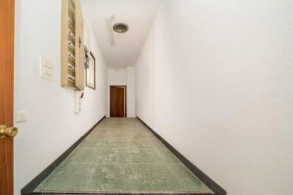 Gewerbefläche zum Verkauf in Avenida Avenida de Ifach, 9, imagen 17