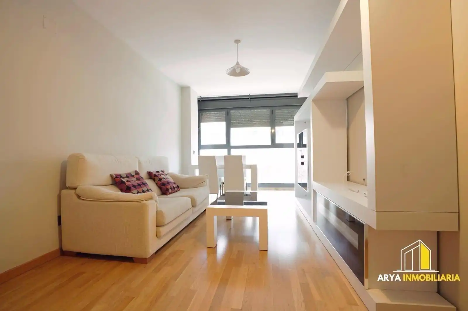 Sala de estar de Piso en venta en Torrejón de Ardoz con Calefacción, Trastero y Amueblado