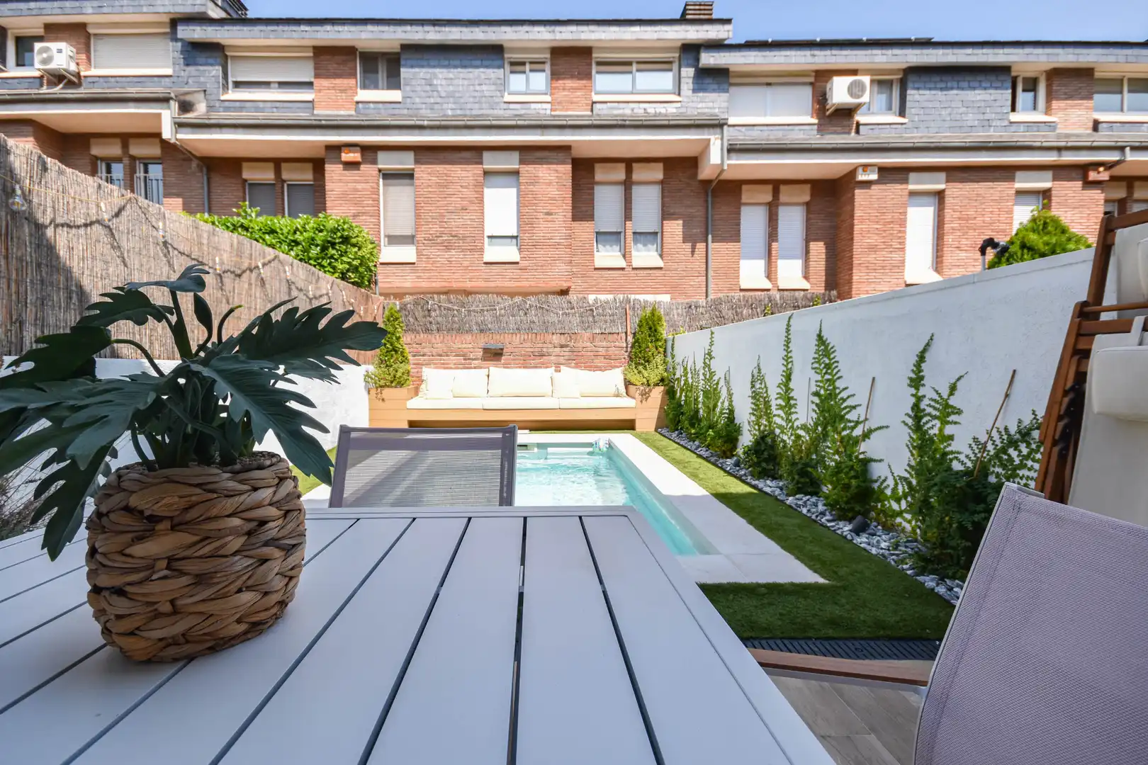 Adossat amb piscina en venda a Carrer de Roda de Ter, imagen 46
