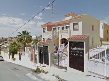 Flat for sale in Calle Lorca 9