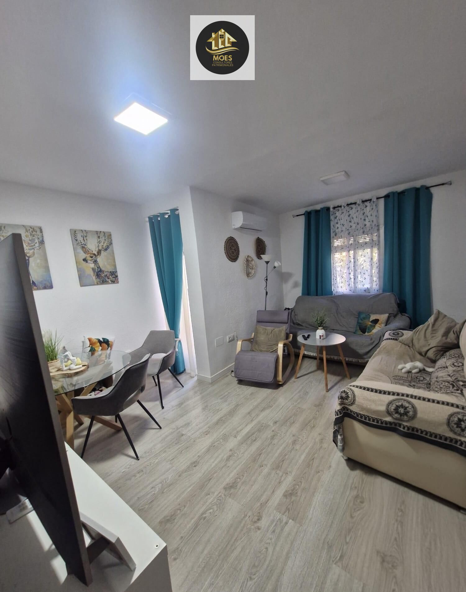Living room of Flat for sale in  Jaén Capital  with Air Conditioner, Heating and Balcony