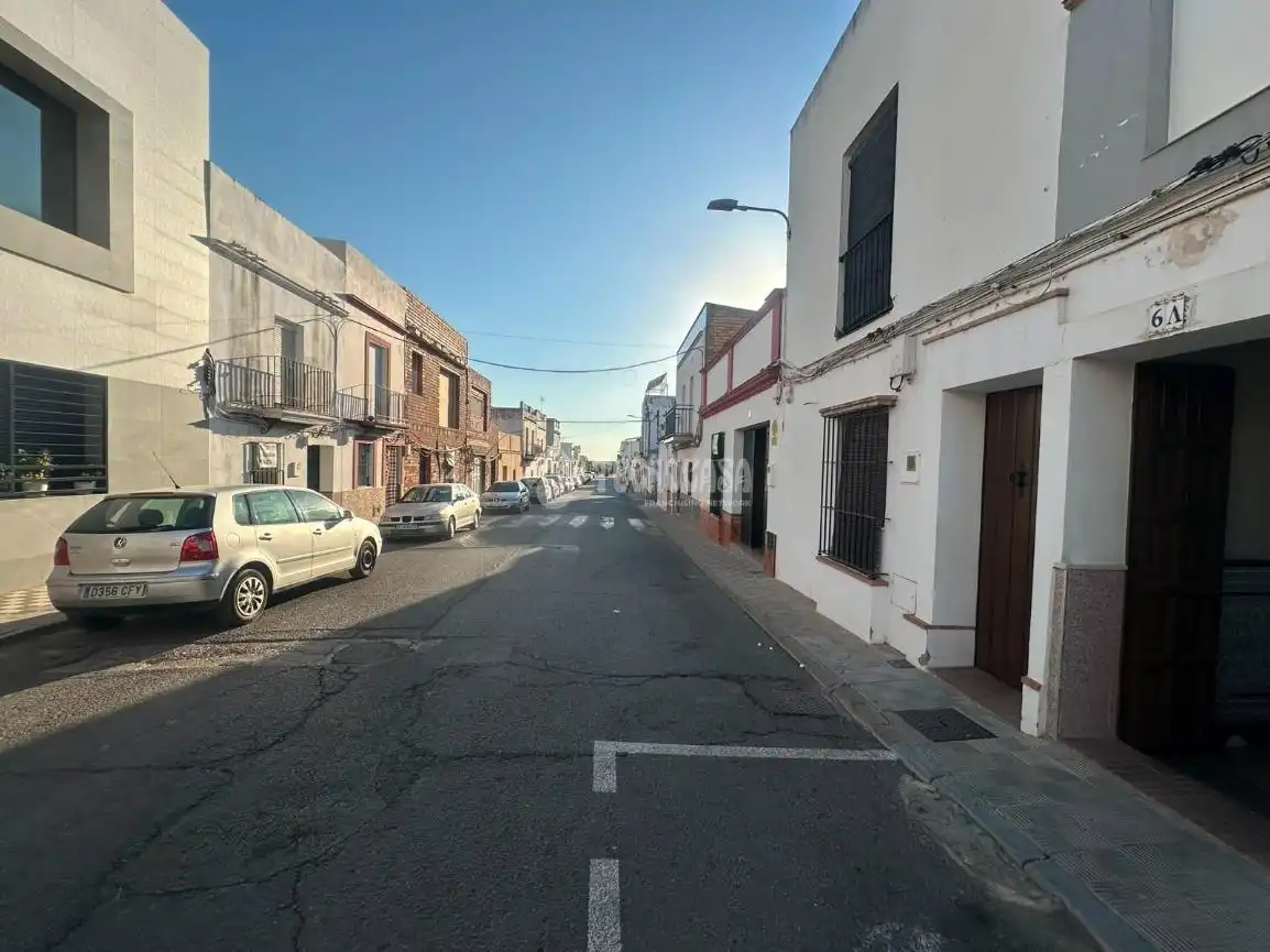 Vista exterior de Casa o xalet en venda en El Viso del Alcor
