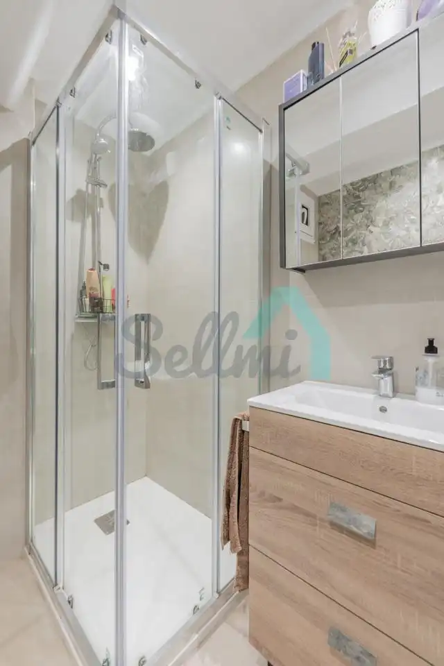 Flat for rent in Del General Elorza, Milán - Pumarín