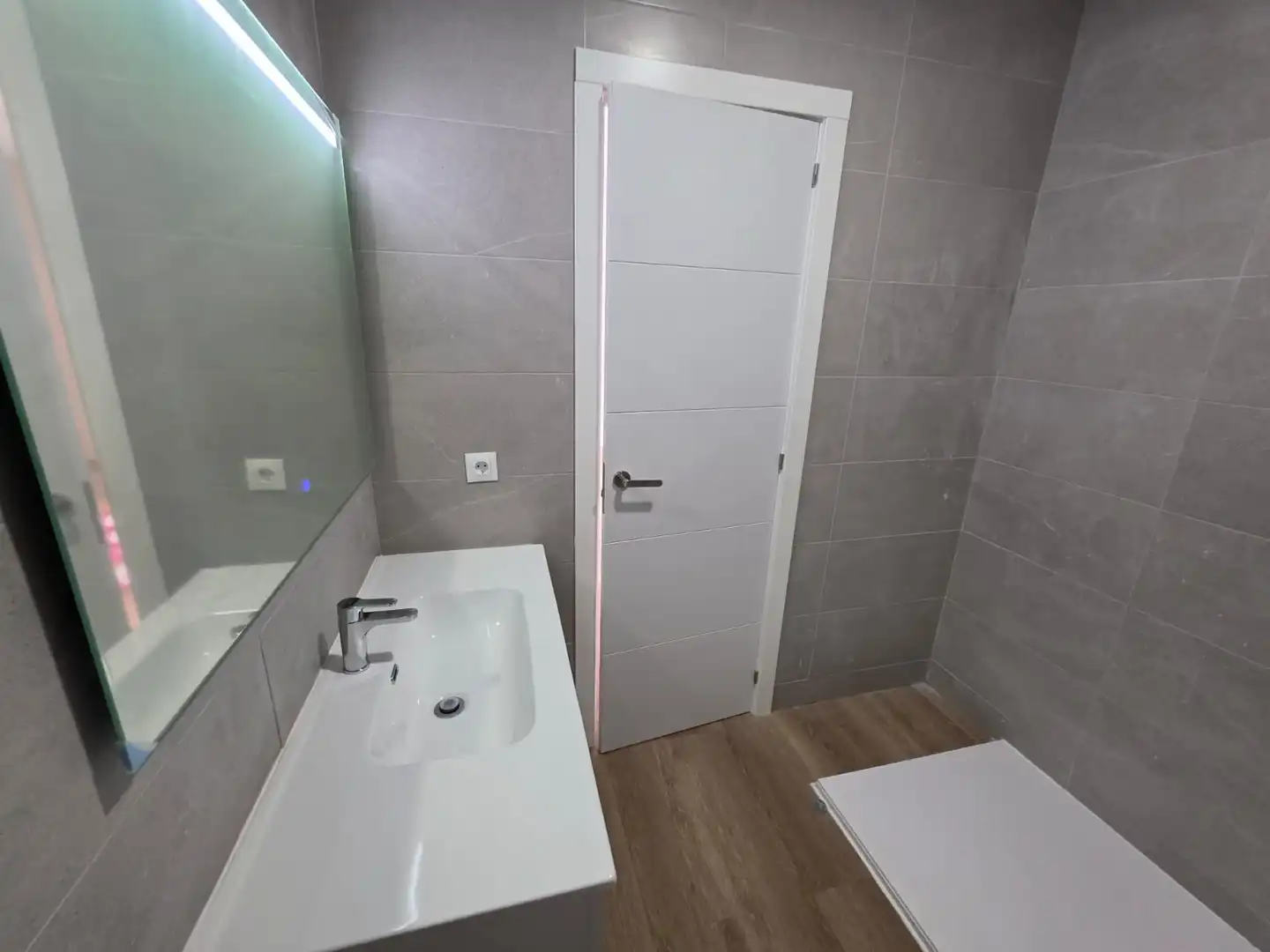 Bathroom of Apartments for sale in Benalmádena  with Terrace and Community pool