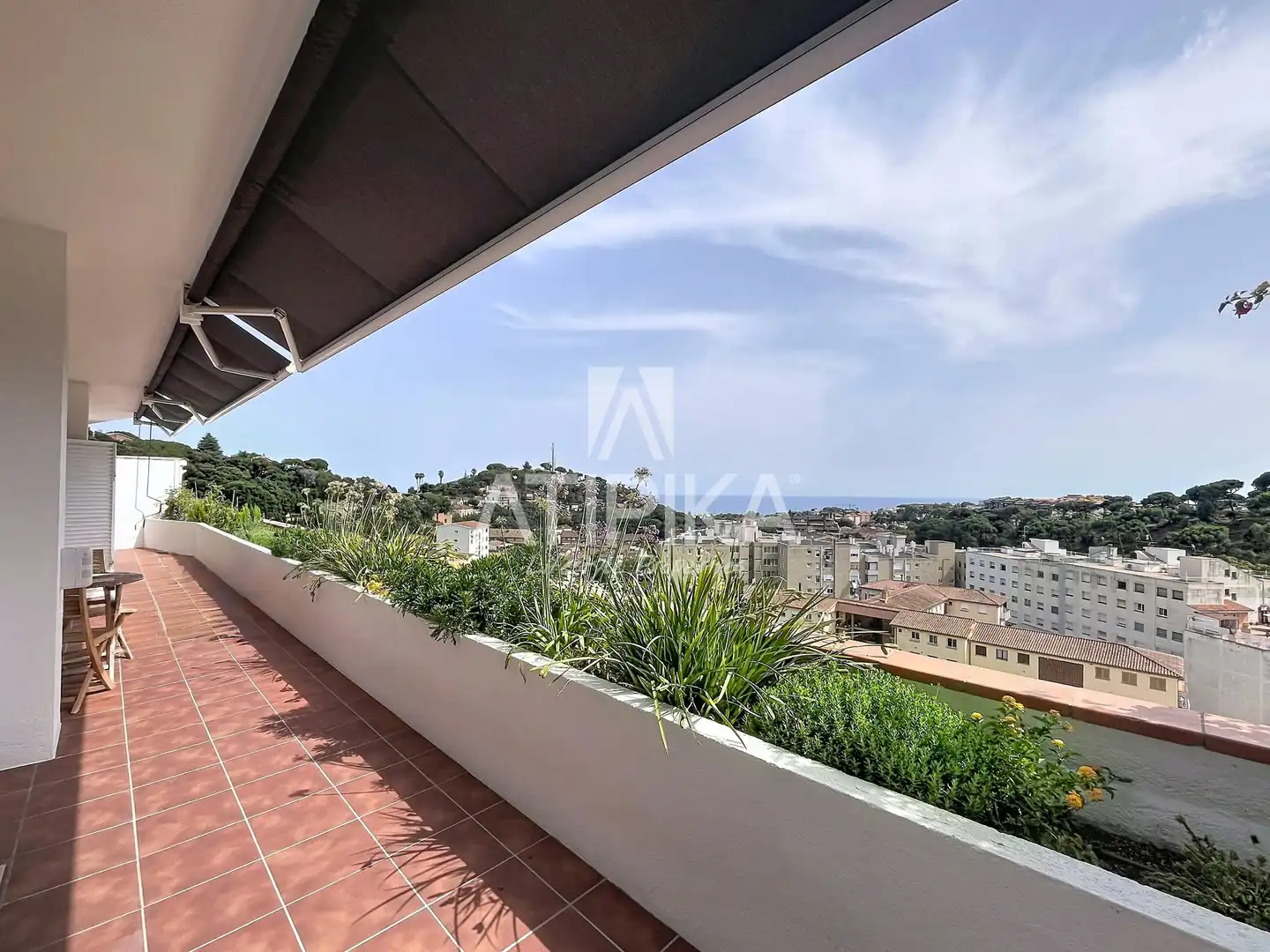 Vista exterior de Casa o chalet en venta en Sant Andreu de Llavaneres con Terraza, Piscina y Horno