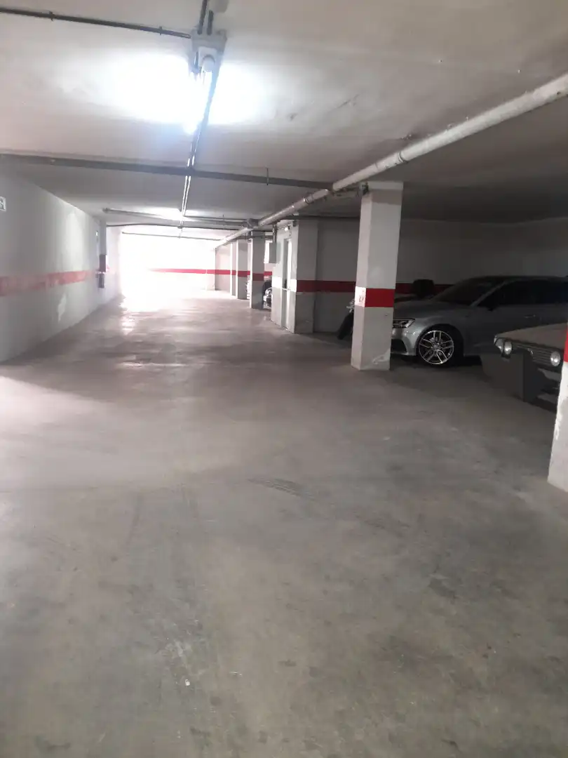 Parking de Garaje en venta en Cenes de la Vega con Alarma