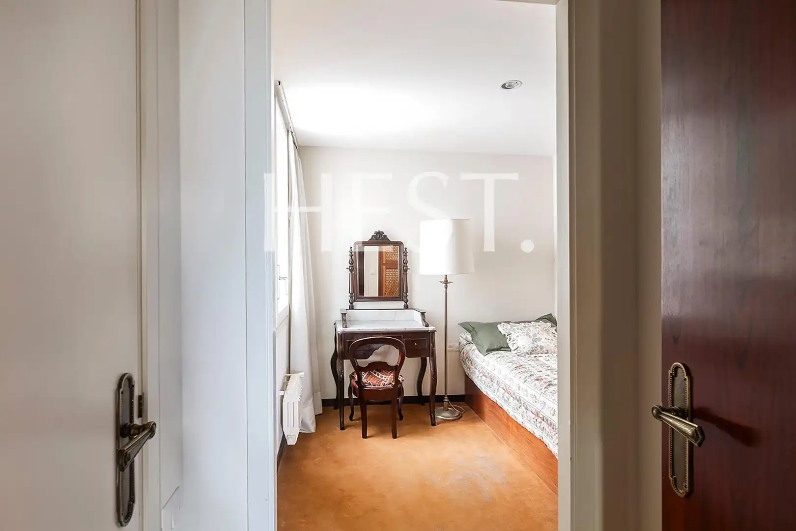 Habitación de Piso de alquiler en Barcelona con Calefacción, Jardín privado y Parquet