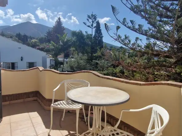 Terrassa de Casa o xalet en venda en Alhaurín El Grande amb Aire condicionat, Jardí privat i Terrassa