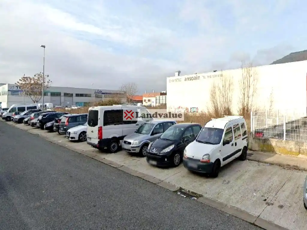 Terreno industrial en venta en Hermanos Noain-Ermitapea-Larragueta, Ansoáin / Antsoain