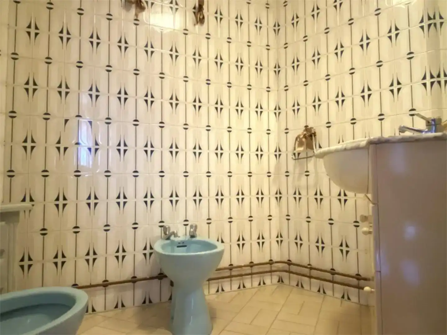 Baño de Piso en venta en Ferrol con Jardín privado, Parquet y Balcón