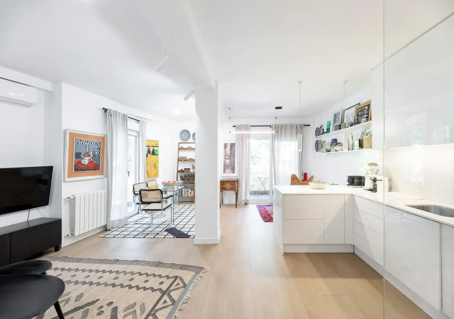 Piso con ascensor en venta en Calle Enriqueta Lozano 2