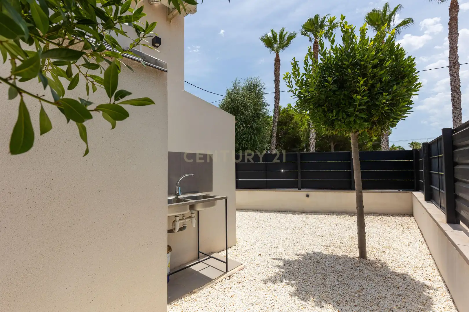 Vista exterior de Casa o xalet en venda en Catral amb Aire condicionat, Jardí privat i Piscina
