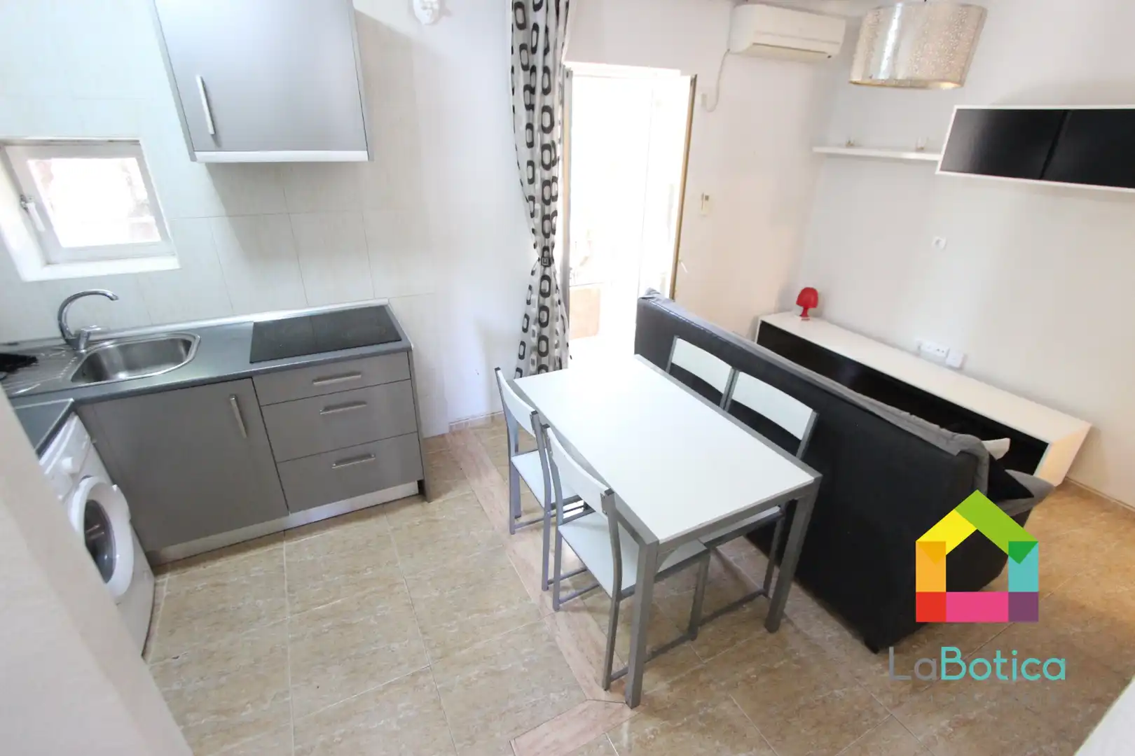 Cocina de Piso en venta en Toledo con Aire acondicionado, Calefacción y Amueblado