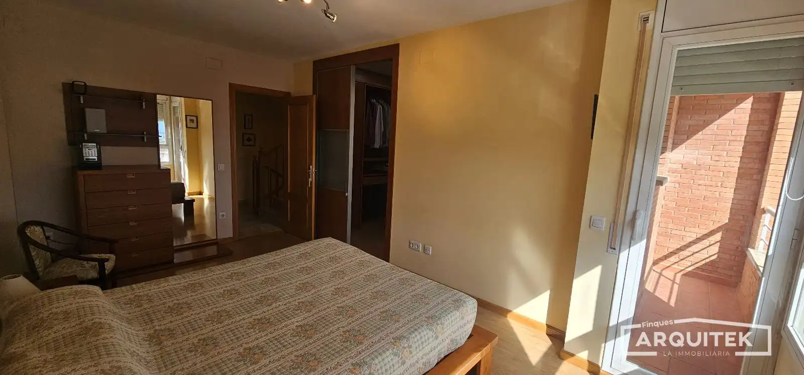 Habitación de Casa adosada en venta en Torrefarrera con Aire acondicionado, Calefacción y Jardín privado