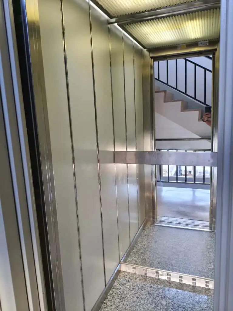 Piso en venta en Madrid con Calefacción y Terraza