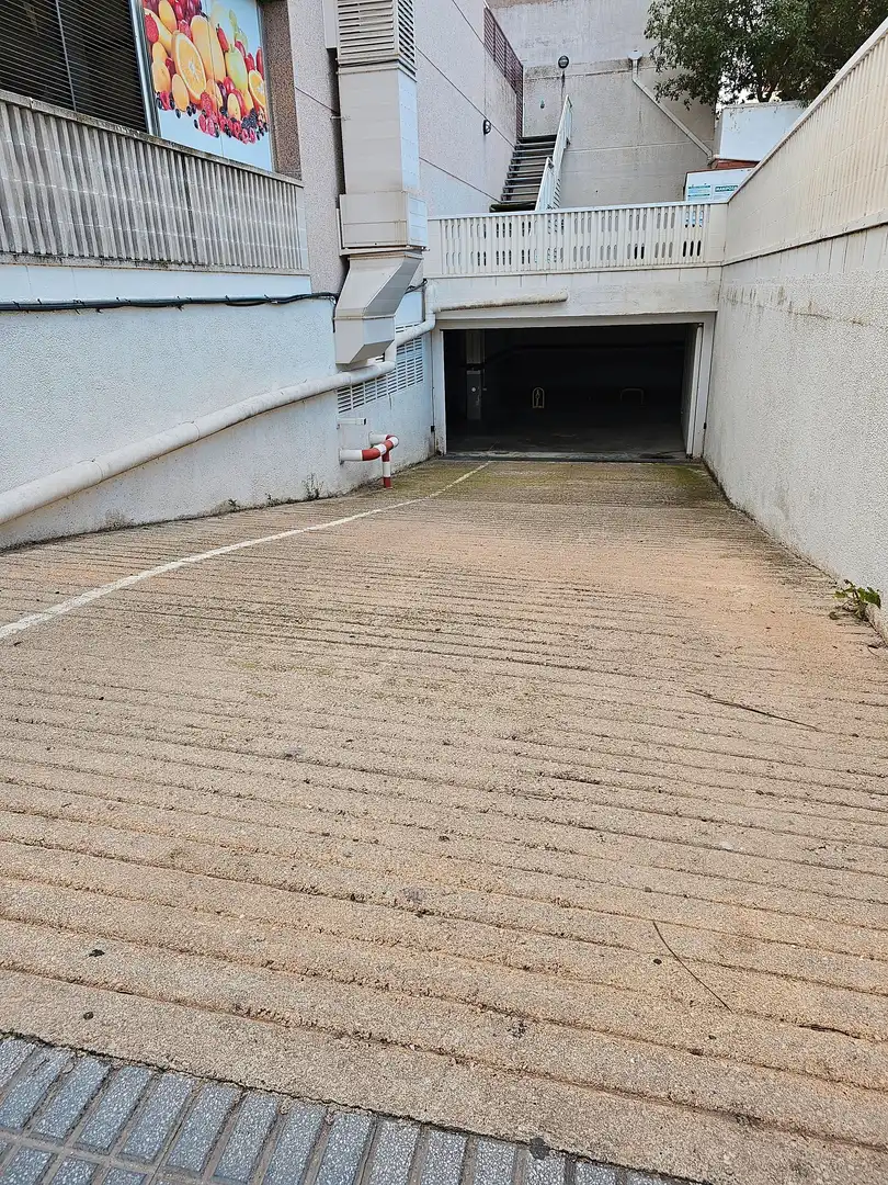 Parking of Garage for sale in Salou