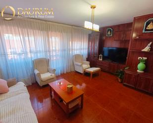 Living room of Flat for sale in  Madrid Capital  with Air Conditioner, Heating and Terrace