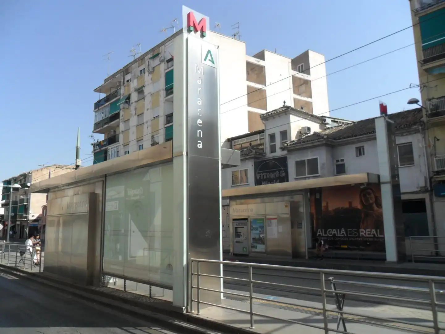 Außenansicht von Dachboden zur Miete in Maracena mit Terrasse, Abstellraum und Möbliert