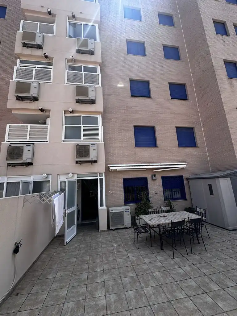 Außenansicht von Erdgeschoss zur Miete in Canet d'En Berenguer mit Terrasse und Gemeinschaftspool