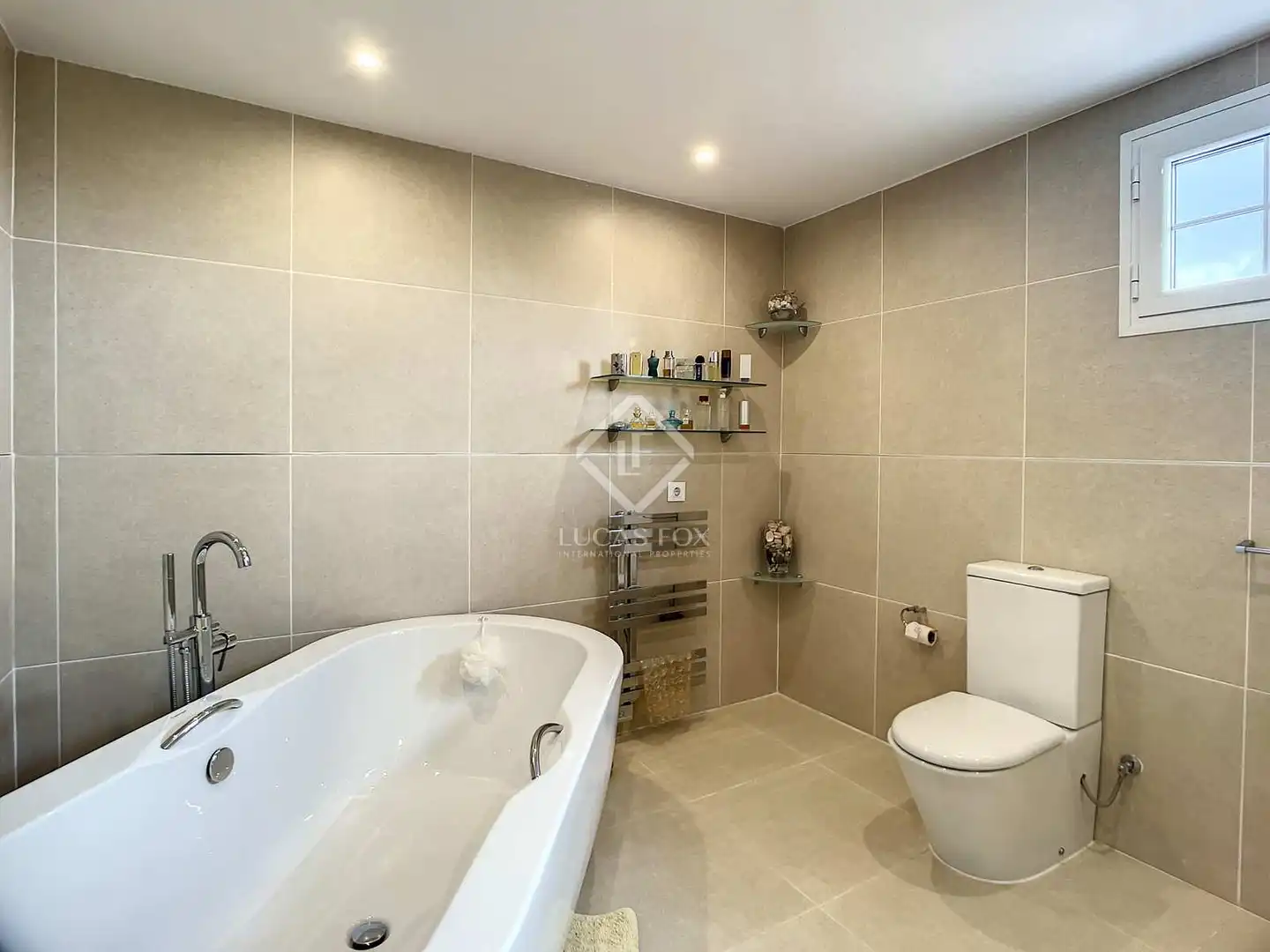 Bathroom of Houses for sale in Maó - Mahón  with Air Conditioner, Heating and Private garden