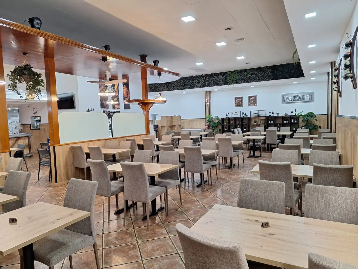 Local comercial en traspaso en Almeda - El Corte Inglés, imagen 7
