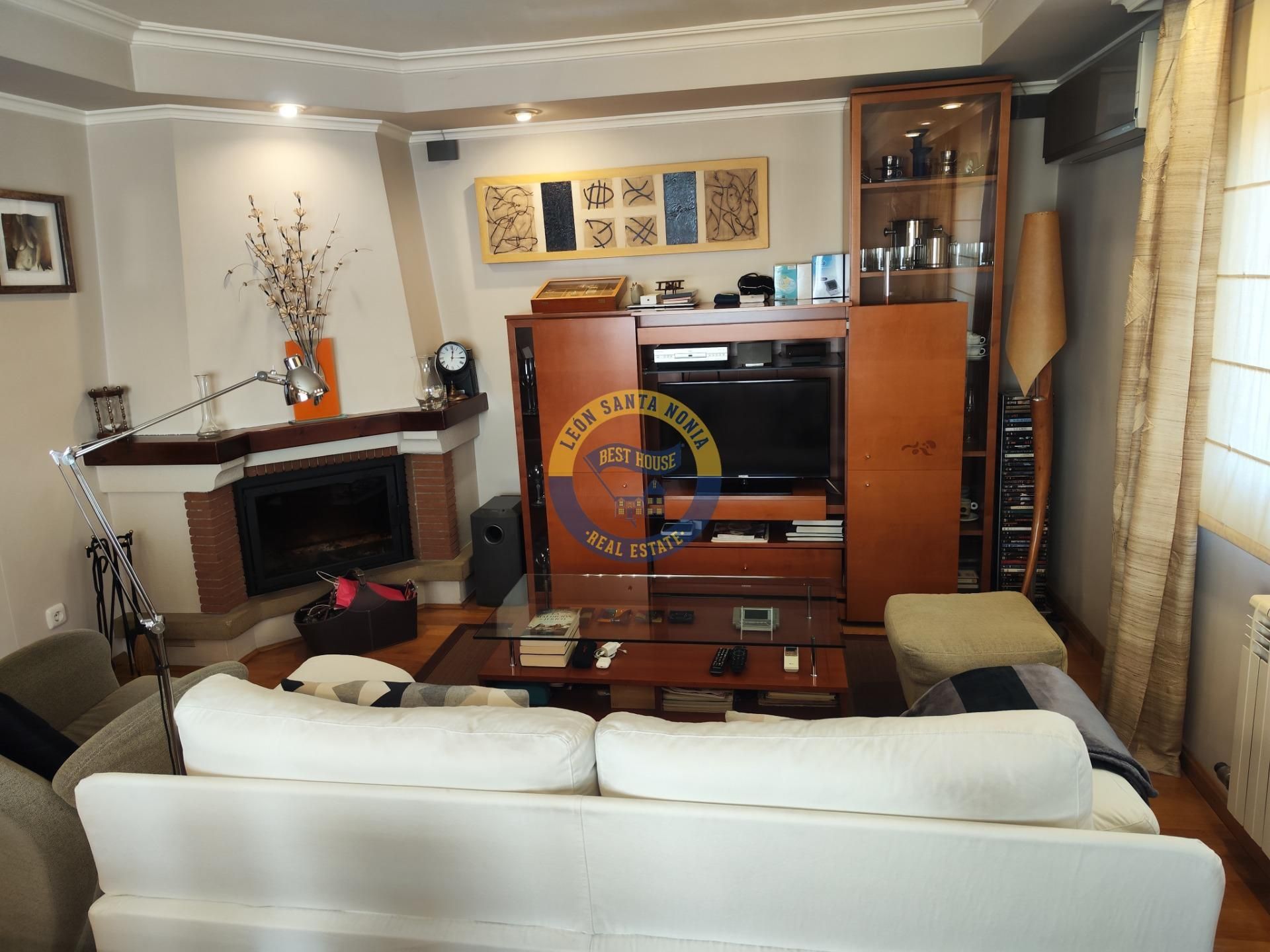 Single-family semi-detached for sale in Valdefresno