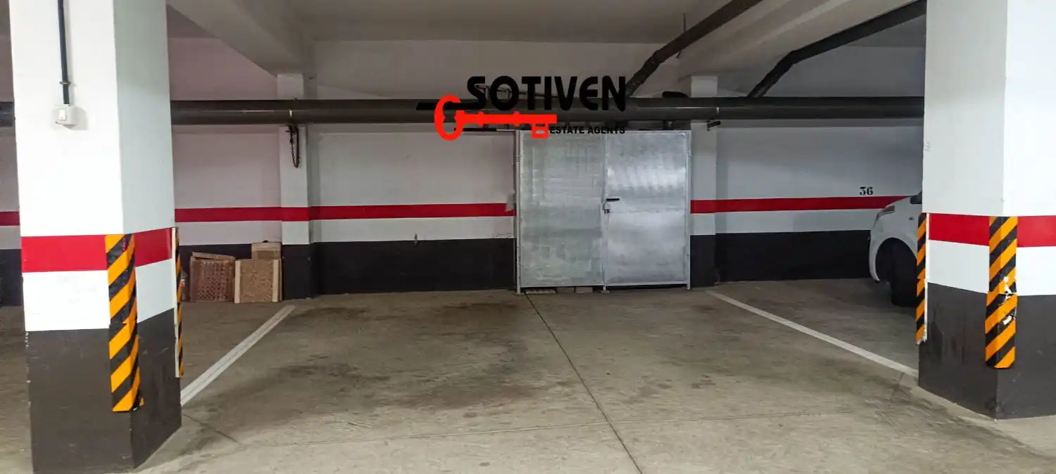 Parking de Dúplex en venta en Granadilla de Abona con Terraza y Piscina comunitaria