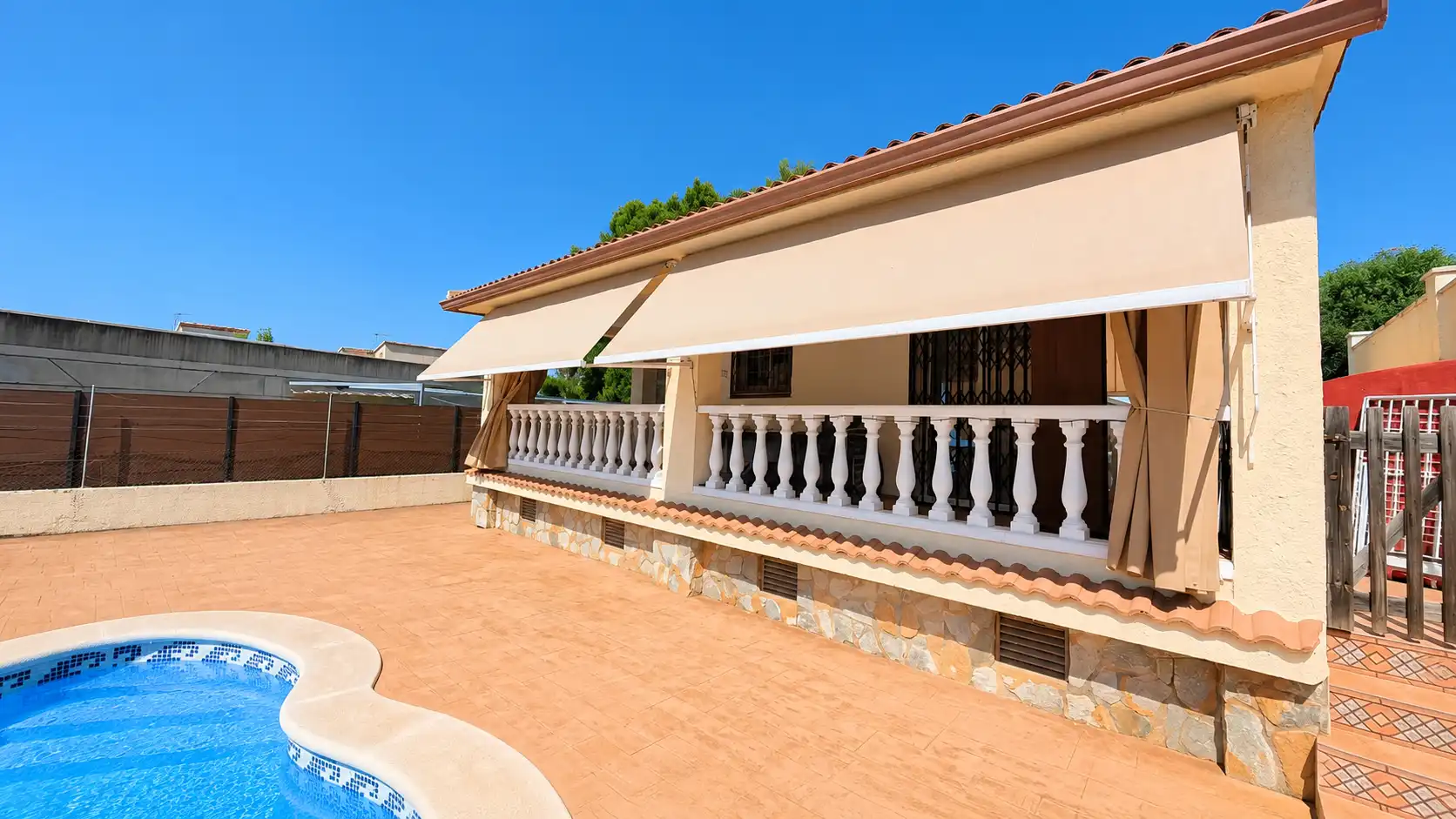 Terraza de Casa o chalet en venta en Cunit con Aire acondicionado, Calefacción y Jardín privado