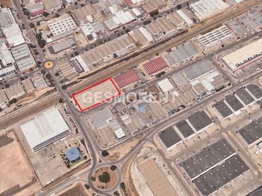 Terrenos y solares en venta en Montserrat - Parque Empresarial
