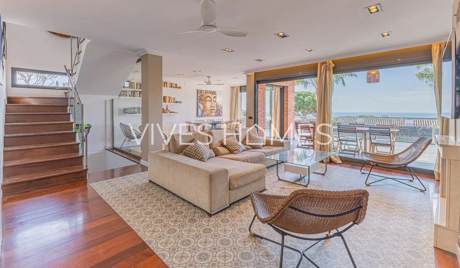 Sala de estar de Casa o chalet en venta en Caldes d'Estrac con Aire acondicionado, Calefacción y Jardín privado