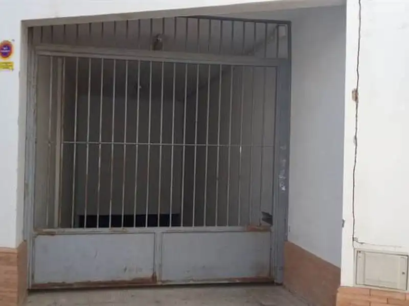 Garaje en venta en Villanueva del Ariscal