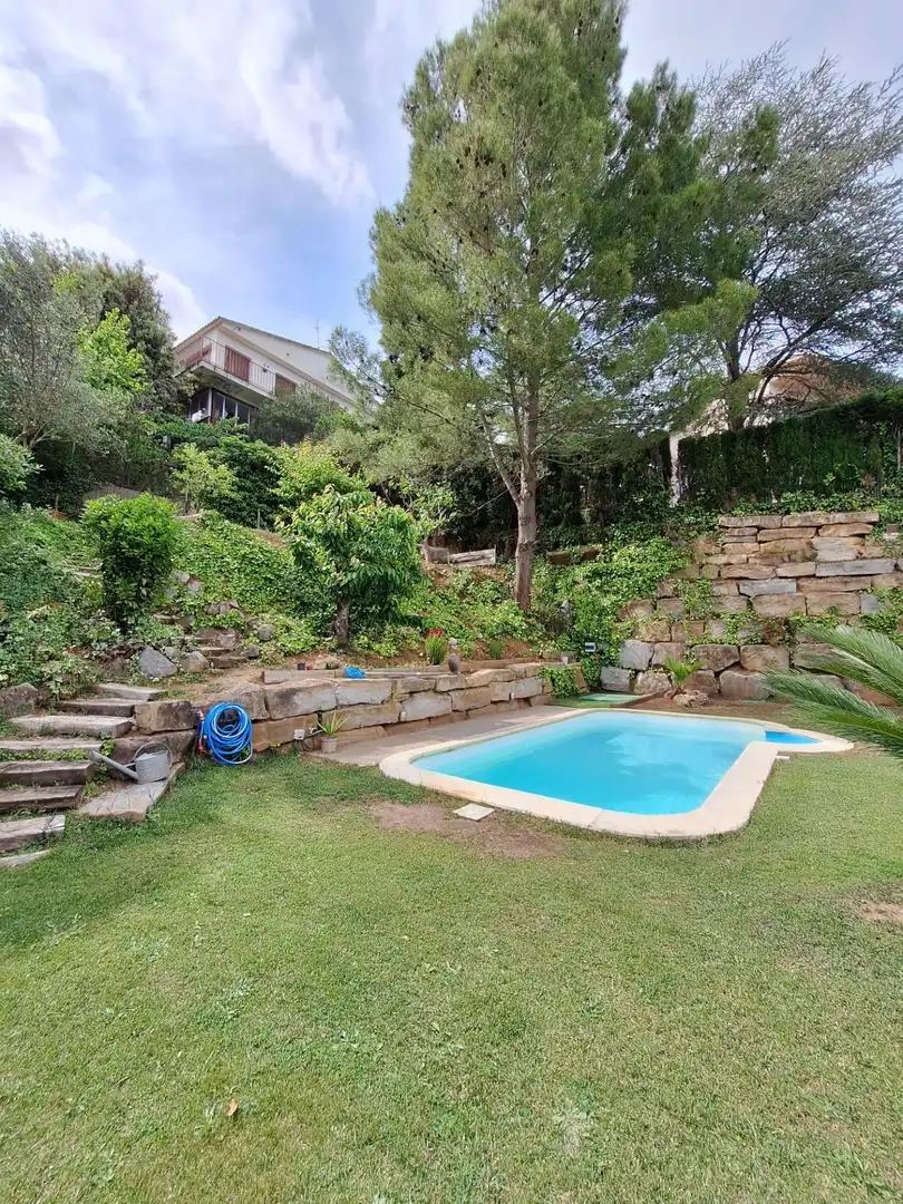 Piscina de Casa o xalet en venda en Castellar del Vallès amb Calefacció, Terrassa i Piscina