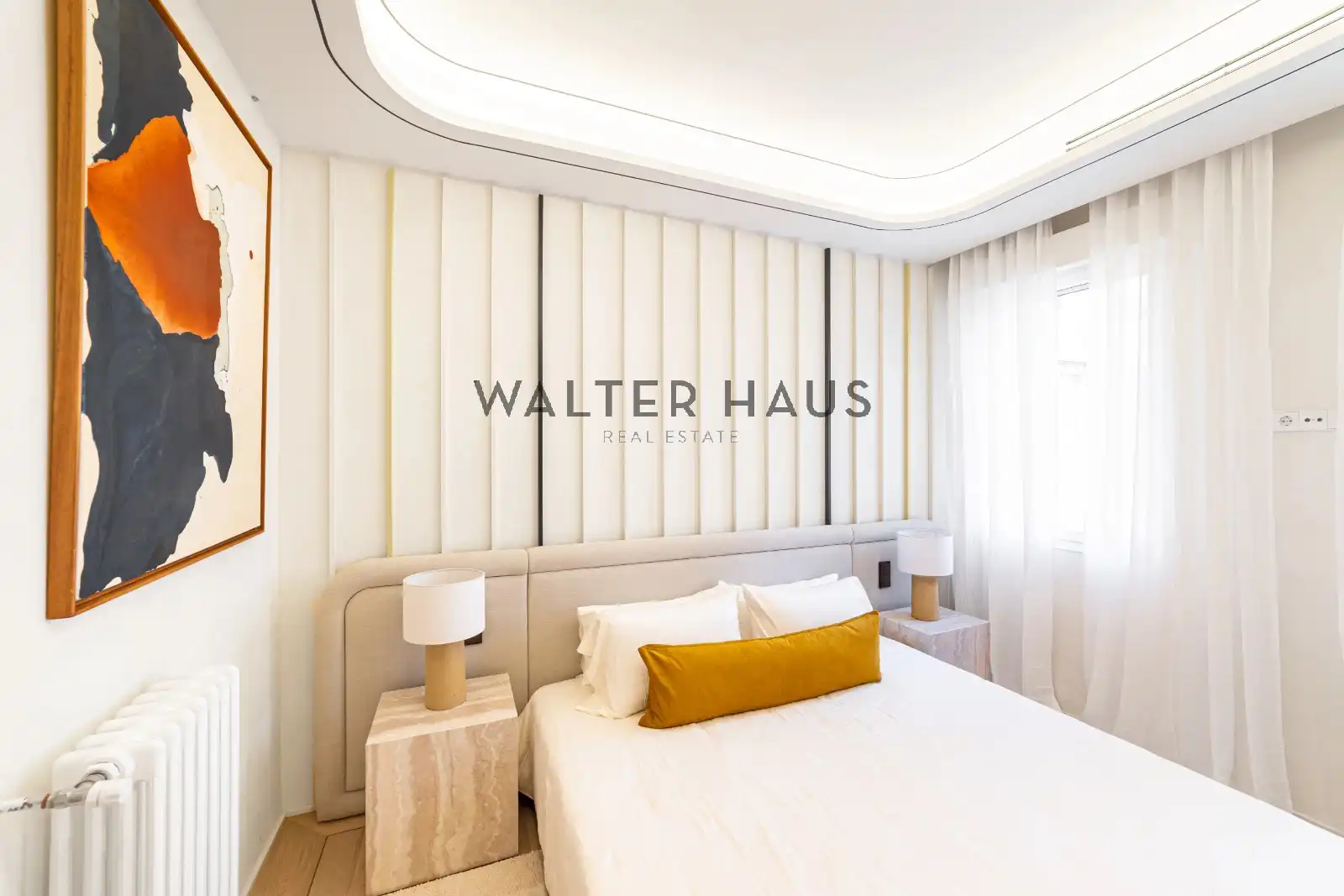 Bedroom of Flat for sale in Madrid  with Air Conditioner, Heating and Oven