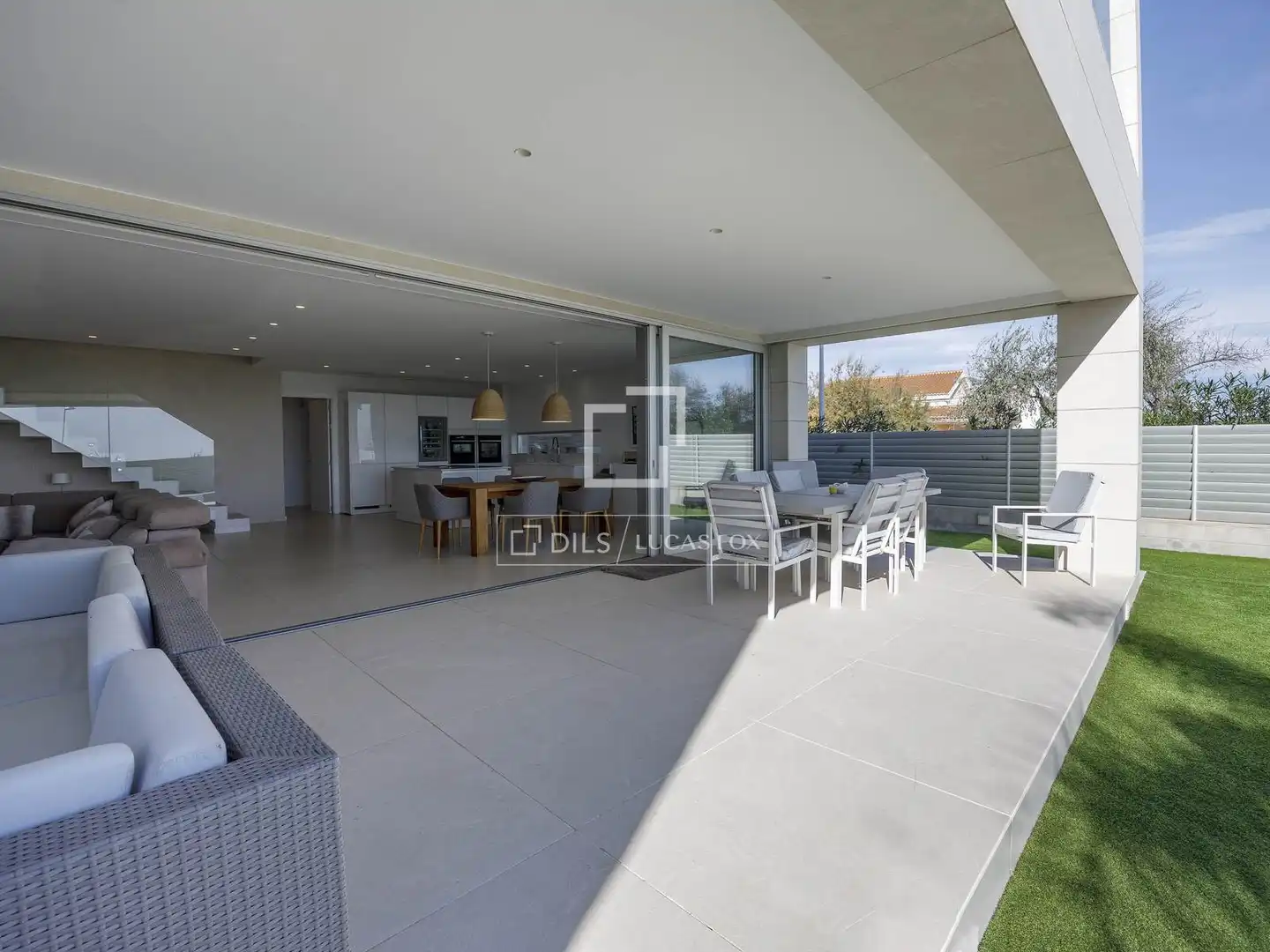 Terraza de Casa o chalet en venta en Sagunto / Sagunt con Aire acondicionado, Calefacción y Jardín privado