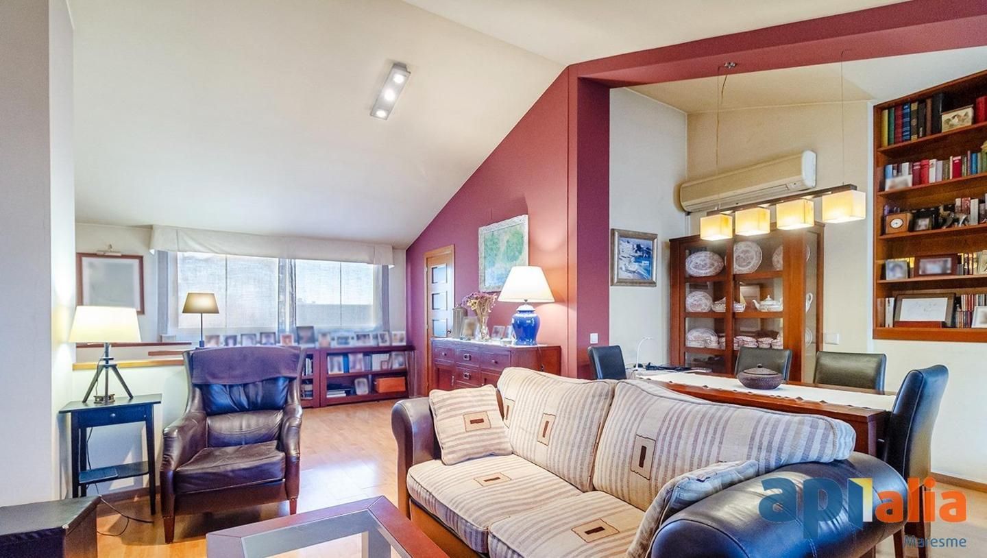 Living room of Attic for sale in Mataró  with Air Conditioner, Terrace and Storage room