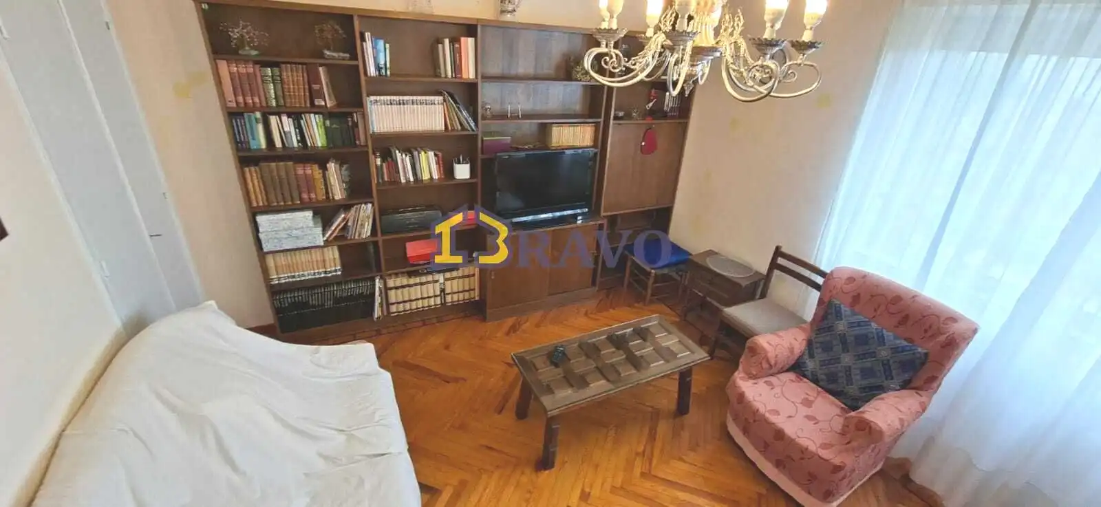 Sala de estar de Piso en venta en Medina de Pomar con Calefacción y Amueblado