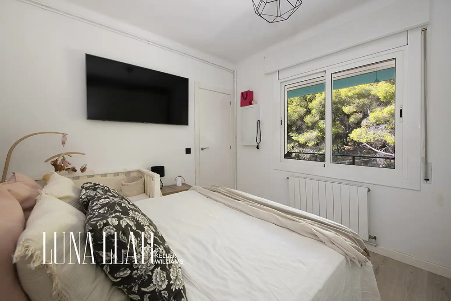 Bedroom of Attic for sale in Castelldefels  with Air Conditioner and Terrace